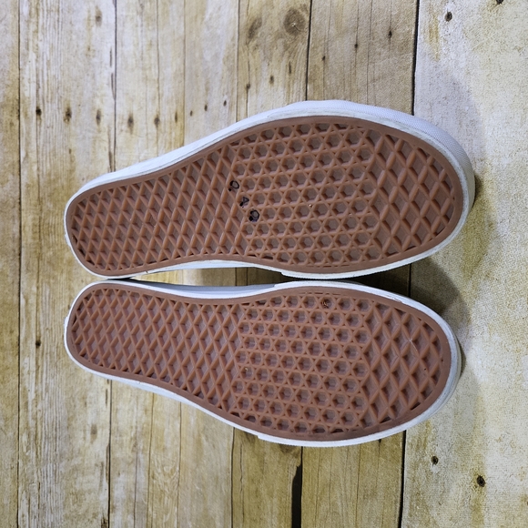 VANS (WHERE'S WALDO SHOES) - Picture 5 of 6